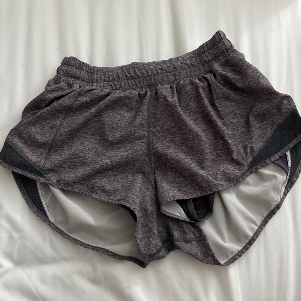 Lulu lemon hotty hot shorts in grey